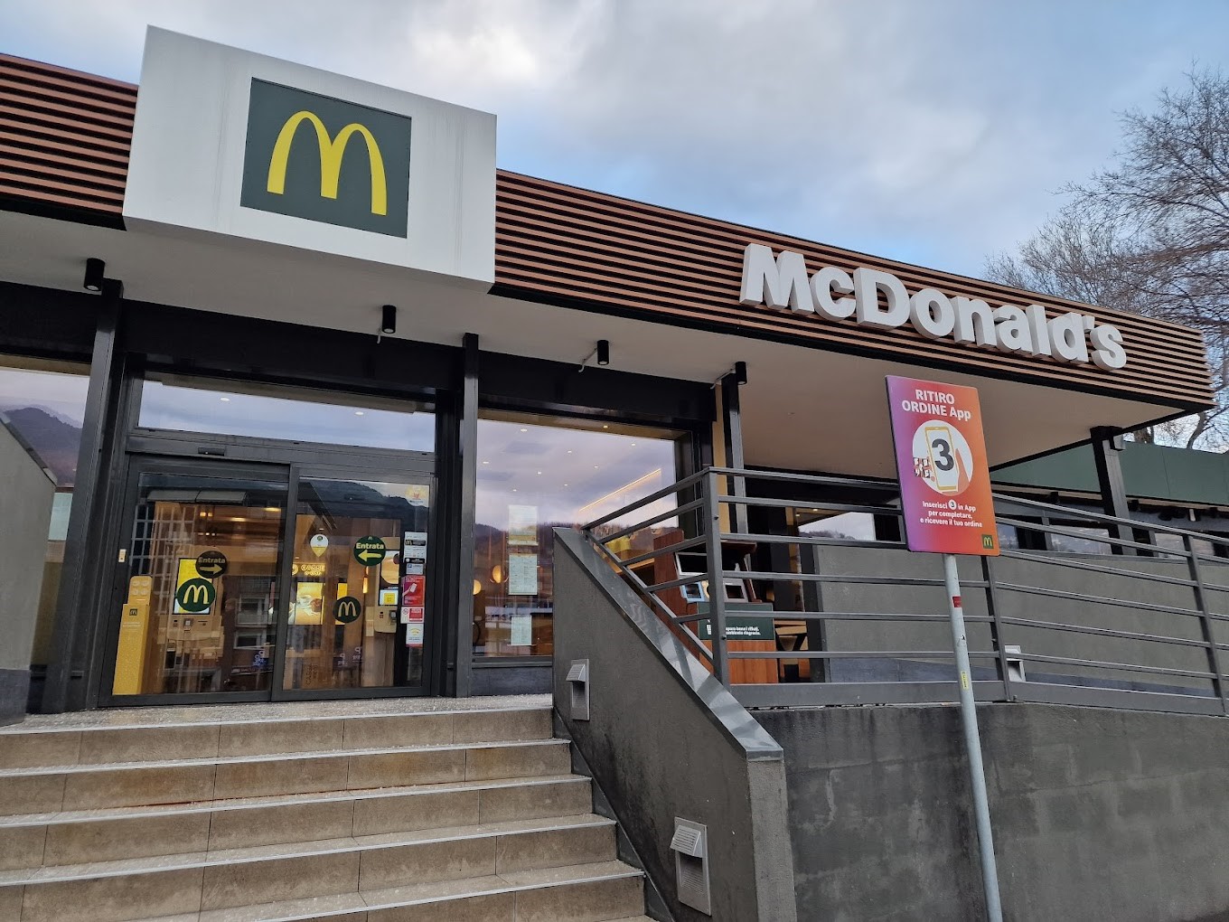 McDonald’s Aosta amplia il team: posizioni part-time e formazione in ingresso