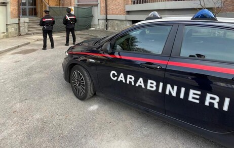 Il collega operaio fu arrestato per omicidio, ma non a causa di un incidente sul lavoro.