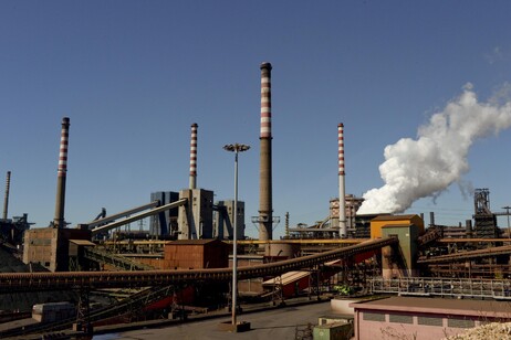 Coinvolgimento dello Stato nell’industria siderurgica: sfide e riflessioni
