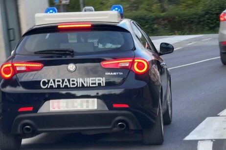 Aggressione in pieno centro a Ravenna: la giovane vittima si libera dalle mani dell’aggressore grazie all’aiuto dei passanti