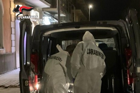 I Carabinieri arrestano il ventiduenne sospettato dell’omicidio del diciassettenne Nicolas Lucifora a Francofonte, Siracusa.