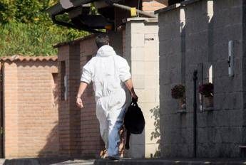 Garlasco, inizia la caccia alle impronte sulla spazzatura dei Poggi