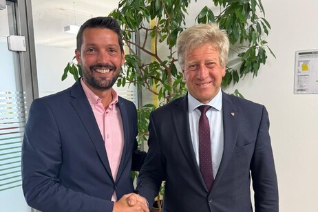 475e45d754014f5a41481c901235e535