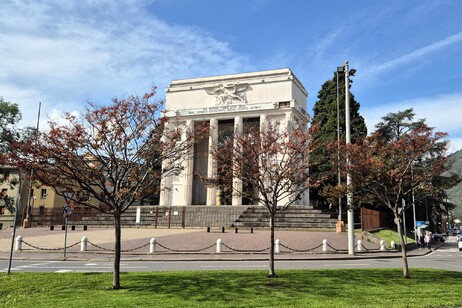 f6d4415ed9a7cef825ec5d0bb6102d28