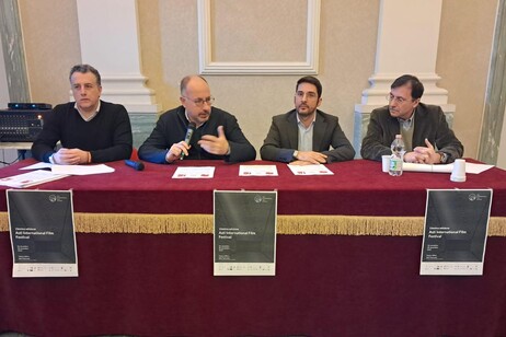 0a55505b89dffd46b2e2d77c7bd67a64