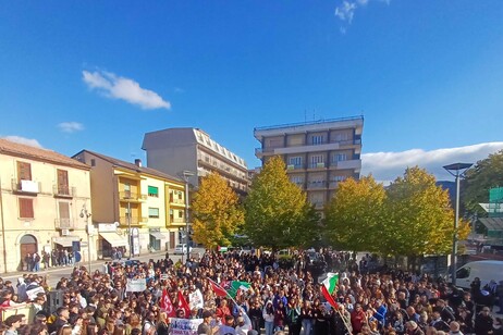 14f9aa25609b4f5ad0edd97e5a7a215c