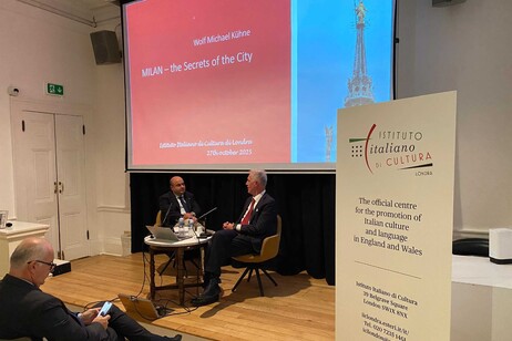 1a48fe78bdc8bf2111dbfb20de35f9bc