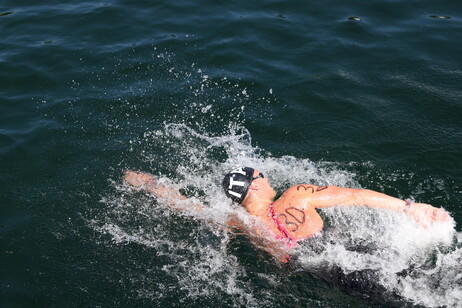 42d0611f84dd7b01b04e29c826730b69