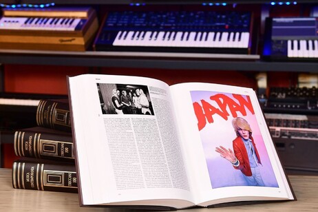 5b001cc0240136f3101b49b8510529bc