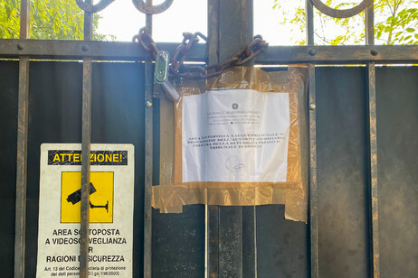 64d80fe3ae4b0263fce2a2f8ccc44b6c