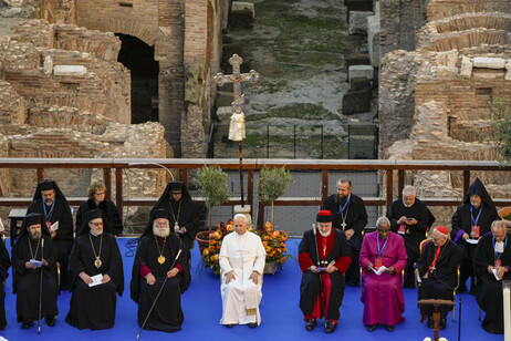 7de8ec029192d7a59e7434941bddf25a