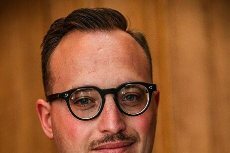 861df2c469dd86f733faa9cee585999b