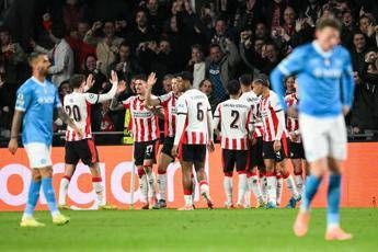 Psv-Napoli 6-2, McTominay non basta: sconfitta choc per Conte