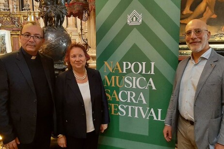 c23f966965988821f1319ddbe3d8ec53