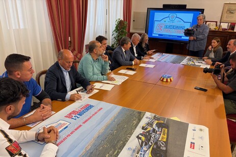 ce2aba84cf6e192e10c70b27af9c4fcd