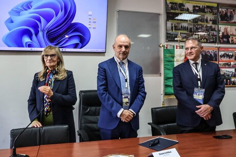 da866f3a4ffb7da741b5b8f2ca036e0e