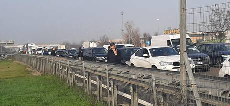 Incidenti in A1, una trentina le auto coinvolte