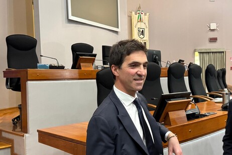 f44310a935d3f72be8308c11861812df