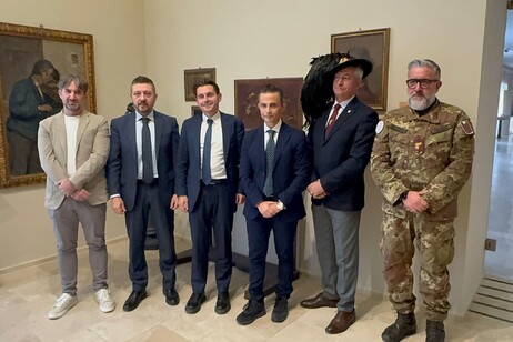 fa4428ea766dd4119b1e0c19cc5a954d