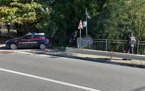20251028_arresto_stupefacenti_latitante_ponte_elvo13-480x300