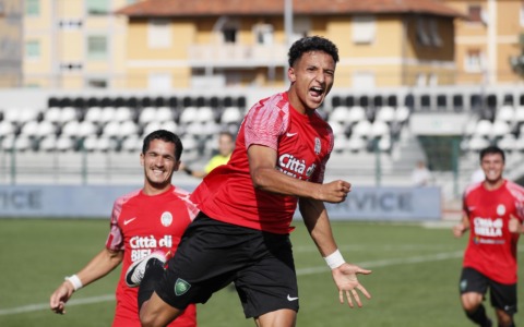 WhatsApp-Image-2025-09-14-at-18.23.07-480x300