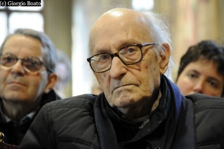 543afbc5676f3b5b43c9f9ad12f5aeb1