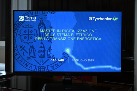 5d25fd40bb8c7d637ffa240b8f7cc1a0