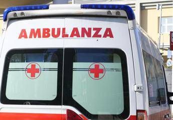 Aggredita brutalmente in un parcheggio e salvata da 3 passanti, arrestato l’ex