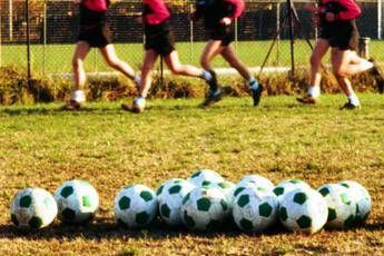 Salute, il cardiologo: “Stress da finali sportive? Nel calcio mette a rischio le coronarie”