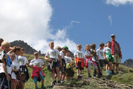Giovani esploratori: aperte le iscrizioni a trekking nature 2025