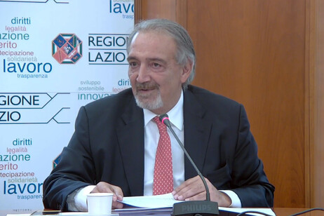 fcb62353d8a6b8690840c6f12a090655